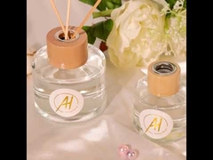 Diffusore a bastoncini per bottiglia di vetro nero con olio profumato di lusso da 100 ml