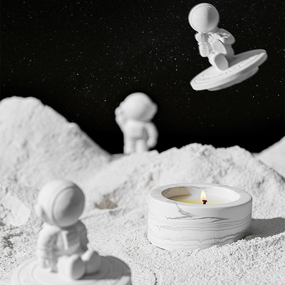 Intonachi l'astronauta Velas Healing Crystal Aromatherapy Scented Candle dello spazio