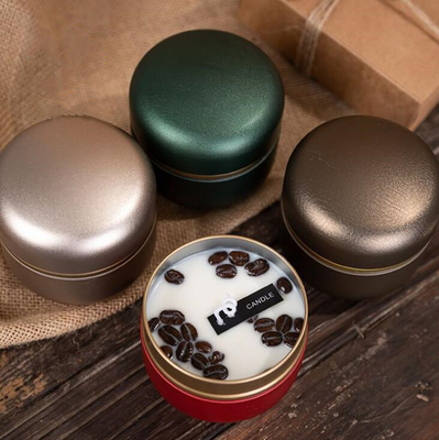 La cera della soia dell'OEM ha glassato i chicchi di caffè Tin Can Candle 10cl per il Natale