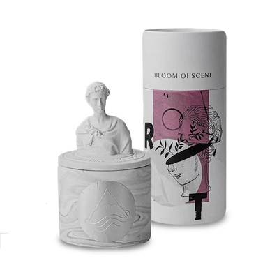 L'abitudine della candela della casa dell'aroma della cera di Gardenia Ginger And Orange Scented Soy ha stampato 65g
