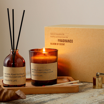 Il vetro dell'etichetta privata ha sentito le candele e l'insieme di Reed Diffuser Home Fragrance Gift