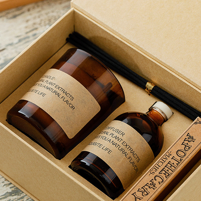 Il vetro dell'etichetta privata ha sentito le candele e l'insieme di Reed Diffuser Home Fragrance Gift