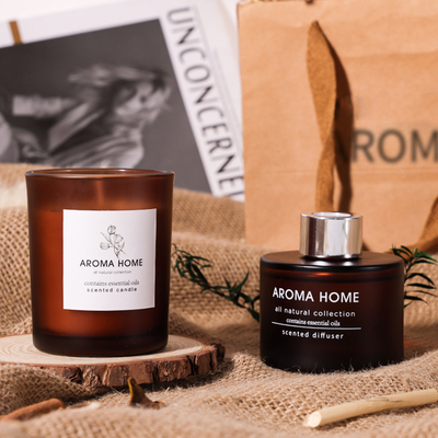 Insieme di lusso di Brown Reed Diffuser Scented Candles Gift del barattolo di vetro di fragranza dell'olio di Caldo-vendita della CASA dell'AROMA
