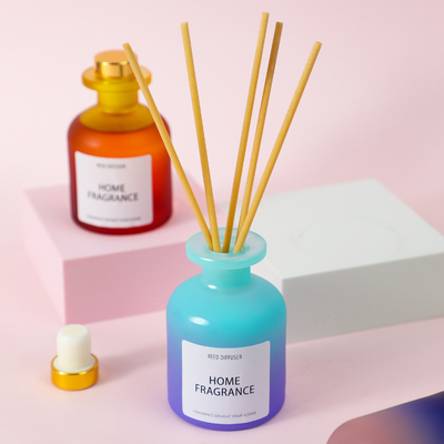 Fiore fresco Reed Diffuser della bottiglia di vetro della camera da letto dell'aria della bottiglia di olio essenziale di aromaterapia
