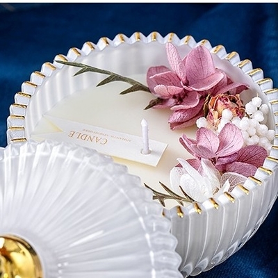 L'etichetta privata delle candele profumate romantiche della soia di San Valentino ha personalizzato
