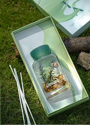 il coperchio della resina dell'olio essenziale 140ml ha fissato la fragranza fresca Reed Diffuser With Rose Flower della borsa