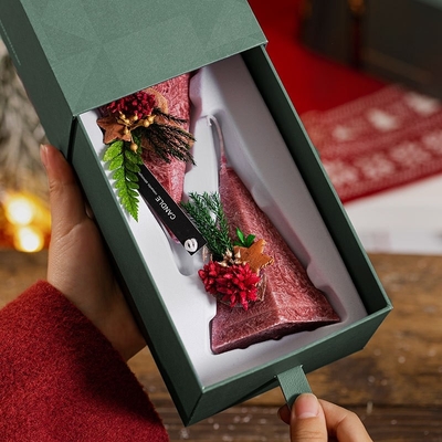 Tipo di piramide romantico dell'albero di Natale del fiore candele della colonna del cono con il contenitore di regalo 2pcs