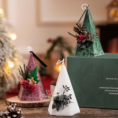Tipo di piramide romantico dell'albero di Natale del fiore candele della colonna del cono con il contenitore di regalo 2pcs