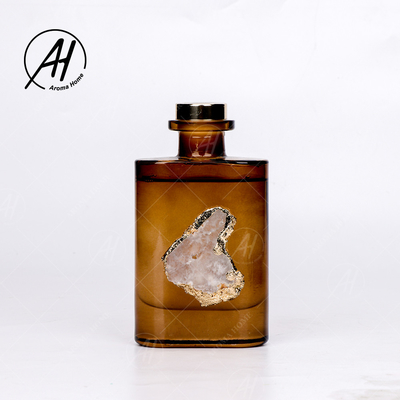 Aroma dorato Reed Diffuser 180ML dell'olio essenziale della bottiglia di vetro del coperchio del quadrato del rattan della fibra