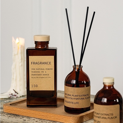 La bottiglia di vetro Brown di aromaterapia profuma 100ml Reed Diffuser di lusso