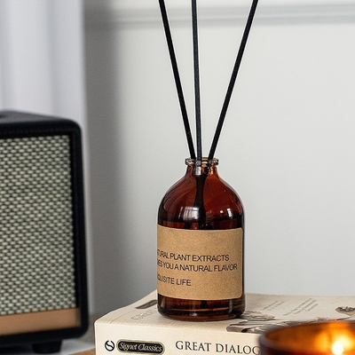 La bottiglia di vetro Brown di aromaterapia profuma 100ml Reed Diffuser di lusso