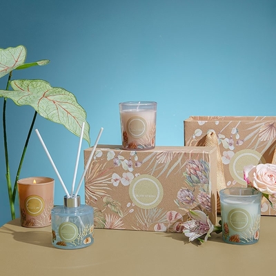 Insieme variopinto 60g 50ml del regalo di Pinecone Reed Diffuser Scented Candle Jar della festa nuziale
