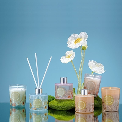 Insieme variopinto 60g 50ml del regalo di Pinecone Reed Diffuser Scented Candle Jar della festa nuziale