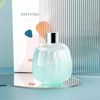 Bastone aromatico Reed Diffuser For Home dell'olio di Rose Flower Room Glass Bottle