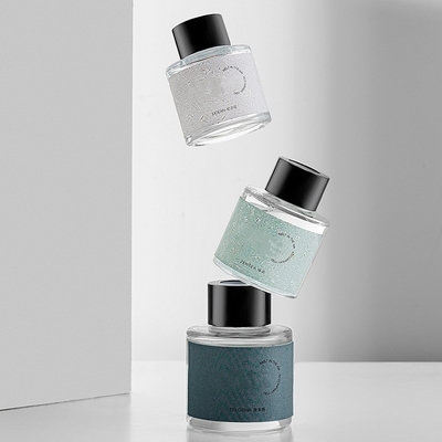 il diffusore dell'automobile della bevanda rinfrescante di aria della bottiglia di vetro di aromaterapia 50ml con il silicone non slitta la stuoia