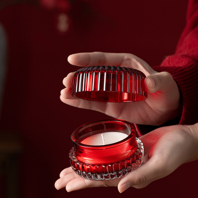 l'abitudine di lusso 2pcs identifica la soia rossa ha sentito le candele con il contenitore di regalo di vetro del coperchio