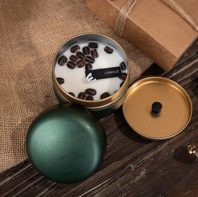 La cera della soia dell'OEM ha glassato i chicchi di caffè Tin Can Candle 10cl per il Natale