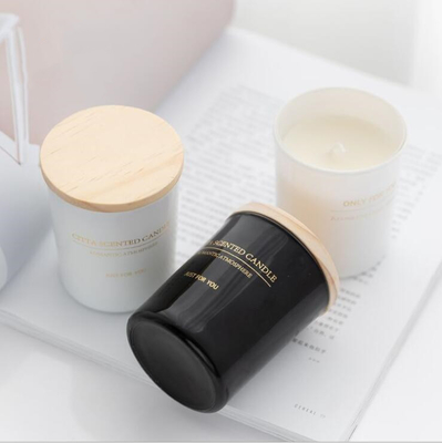 Coperchio su ordinazione di Tin Scented Candle With Wooden della cera in bianco e nero della soia della casa dell'aroma