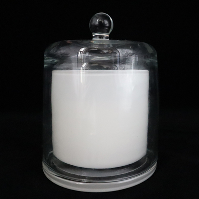 La candela di Rose Vanilla White Associates Aromatherapy messa per gli impianti di corpo e del bagno si rilassa