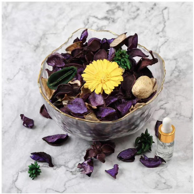 La bustina profumata secca fatta a mano dei potpourri dell'aroma dei petali insacca 90g