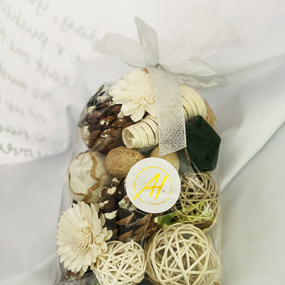 I potpourri fatti a mano 200g dell'aroma hanno sentito i fiori ed i dadi secchi