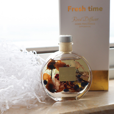 L'insieme di lusso del regalo di Reed Diffuser 100ml dell'aroma con Brown ha asciugato il fiore
