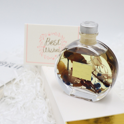 L'insieme di lusso del regalo di Reed Diffuser 100ml dell'aroma con Brown ha asciugato il fiore