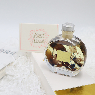 L'insieme di lusso del regalo di Reed Diffuser 100ml dell'aroma con Brown ha asciugato il fiore