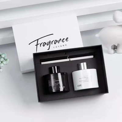 Il regalo di Reed Diffuser 2pk dell'aroma ha messo il profumo di lusso 120ml con la scatola nera