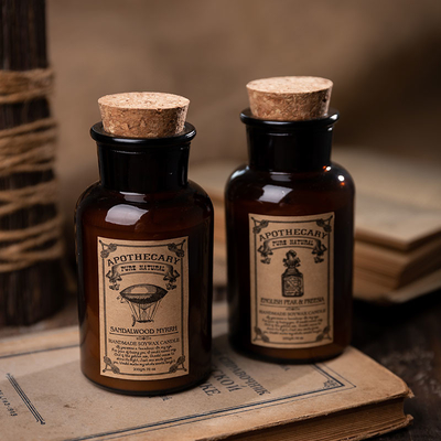 Retro menta verde di Cork Scented Aroma Therapy Candles della bottiglia e candela dell'eucalyptus